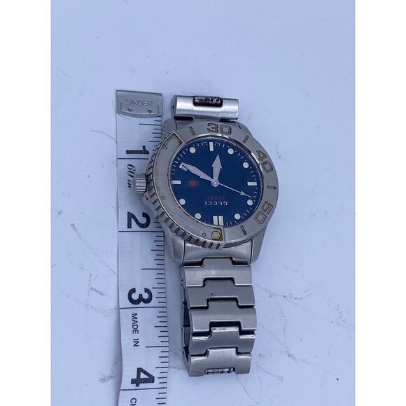 Authentic Gucci Stainless Steel Men’s Watch - Picture 2 of 10
